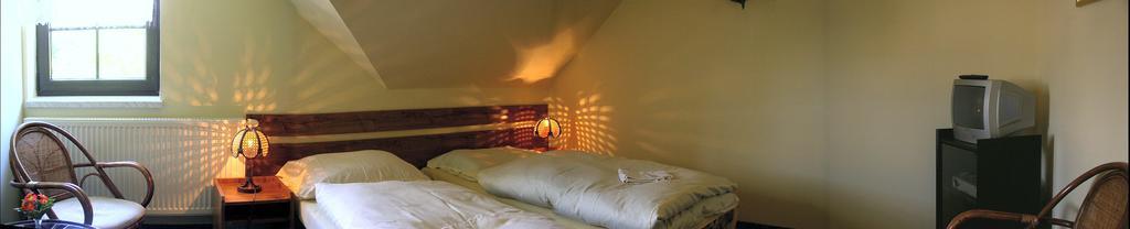 Hotel Filippi Ždírec nad Doubravkou Bagian luar foto
